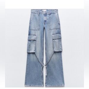 FREE SHIPPING Zara Belt Loop Cargo Jeans Denim, Like New. USA size 6, EUR s 38